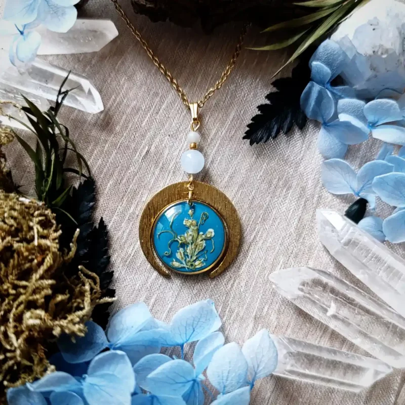 Collier lune florale